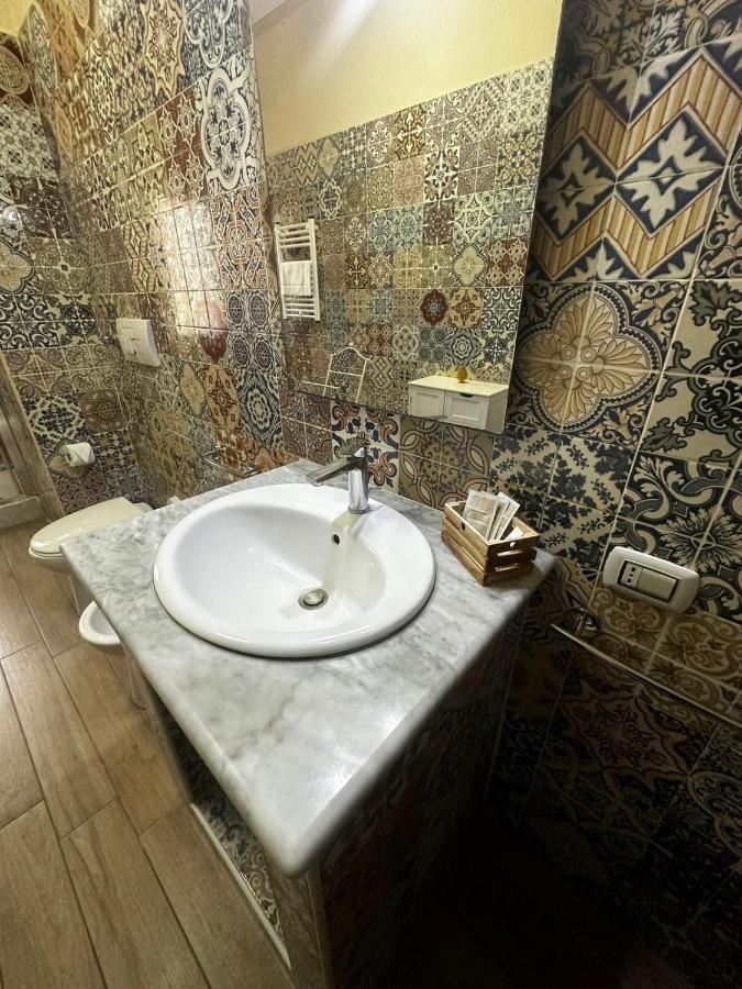 Iris Room Палермо Экстерьер фото